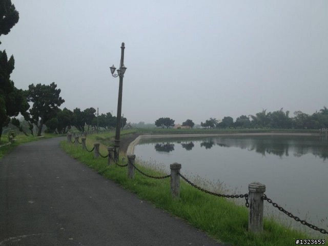 1020506 清晨的虎頭埤