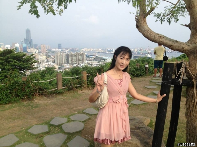 1020720 武康帥哥娶嬌妻 阿國大哥得佳媳 八方好友聚一堂 同賀新人沾喜氣