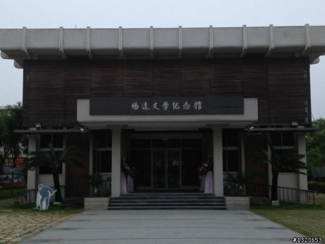 1020506 清晨的虎頭埤