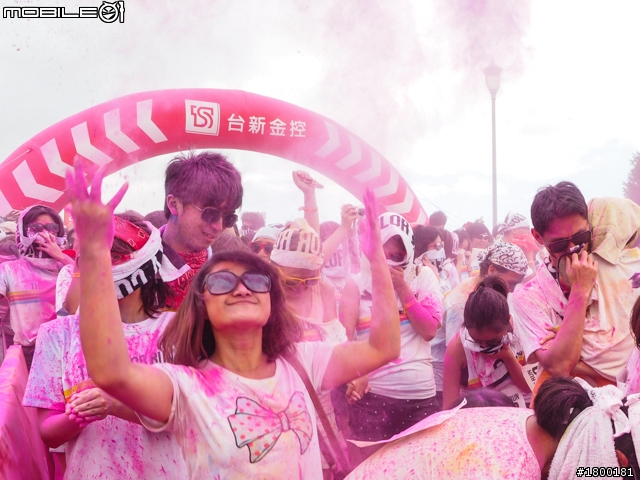 【採訪】The Color Run彩色路跑 台北站正式開跑!