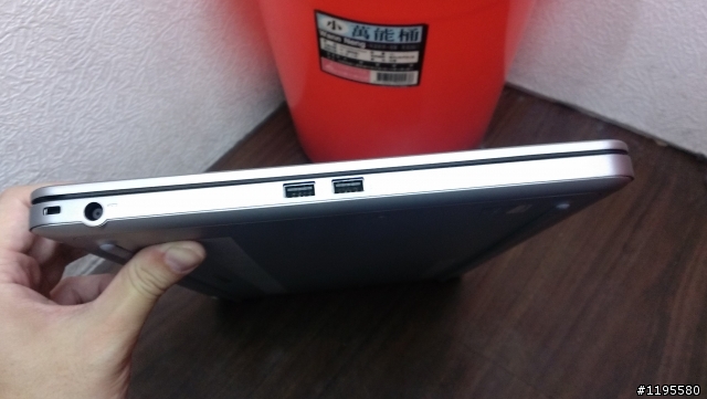 DELL 15"HR" 7000 !! 垃圾桶撿的!