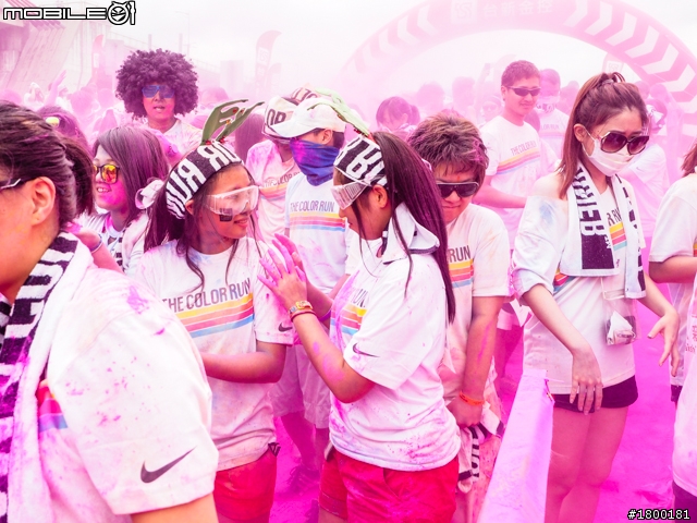 【採訪】The Color Run彩色路跑 台北站正式開跑!