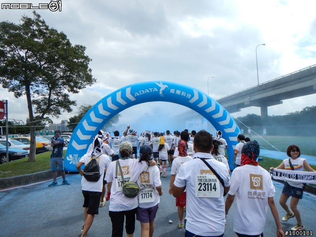【採訪】The Color Run彩色路跑 台北站正式開跑!