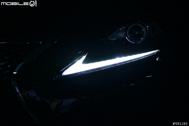 All New IS 300h F-Sport滿月開箱心得文