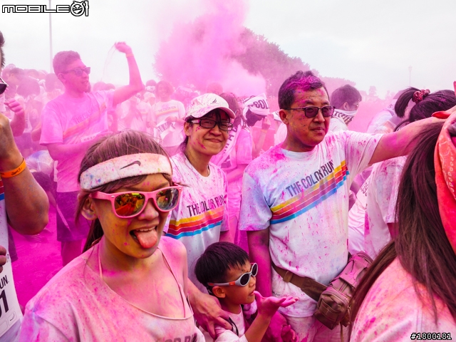 【採訪】The Color Run彩色路跑 台北站正式開跑!