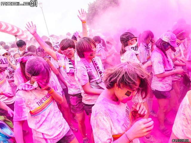 【採訪】The Color Run彩色路跑 台北站正式開跑!