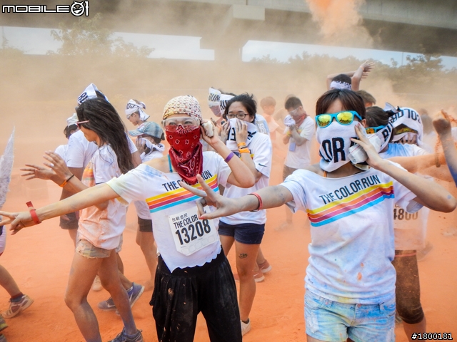 【採訪】The Color Run彩色路跑 台北站正式開跑!