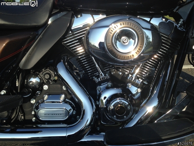 人生的第一部哈雷 2013 Harley Ultra classic FLHTK簡單開箱文