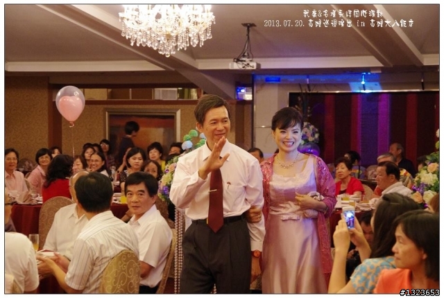 1020720 武康帥哥娶嬌妻 阿國大哥得佳媳 八方好友聚一堂 同賀新人沾喜氣