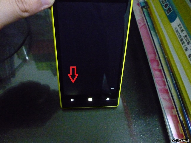 請問LUMIA 720 螢幕問題(更換新機_賤價求售)