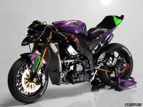 【作品分享】KAWASAKI ZX-10R 2010 鈴鹿八耐 EVA 01