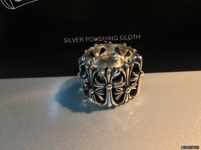 屬於自己的小小奢華...Chrome Hearts 戒指