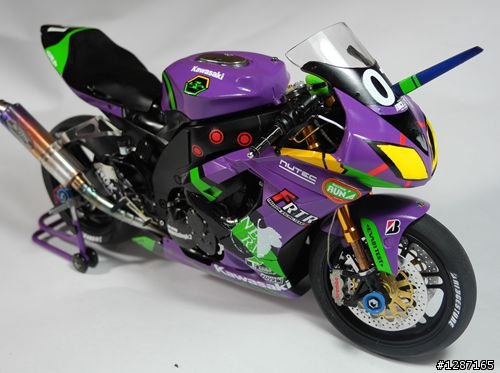 【作品分享】KAWASAKI ZX-10R 2010 鈴鹿八耐 EVA 01