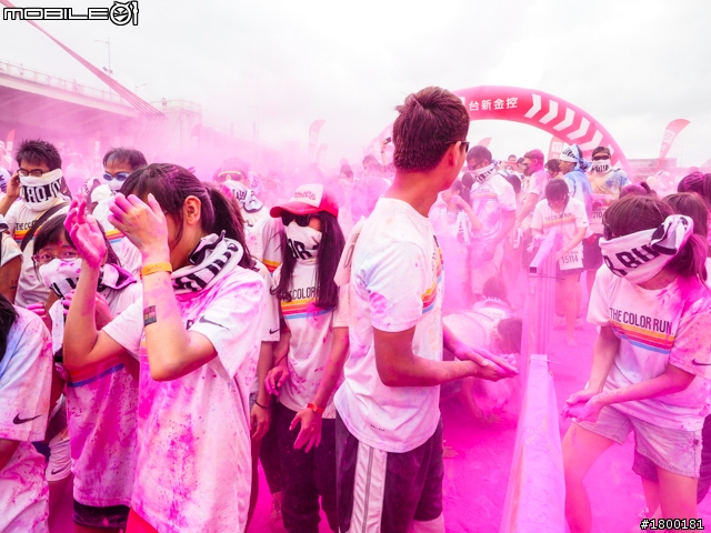 【採訪】The Color Run彩色路跑 台北站正式開跑!