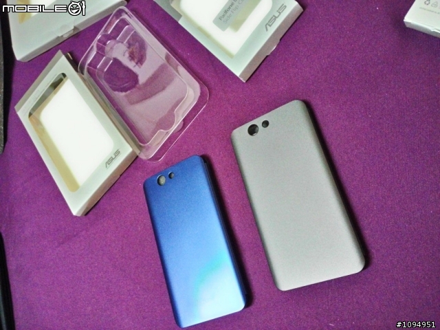 「首開箱」The New Padfone Infinity Navy Blue Case!