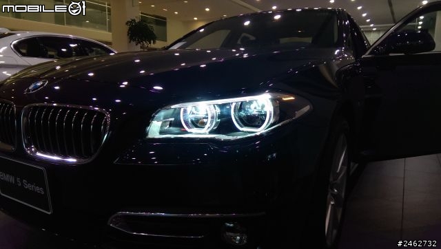 昨天去展間賞車 2014 BMW 528i (F10)