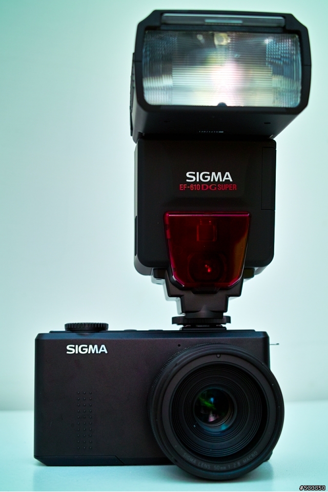 SIGMA EF-610 DG Super 閃光燈 與 SIGMA DP 的相遇