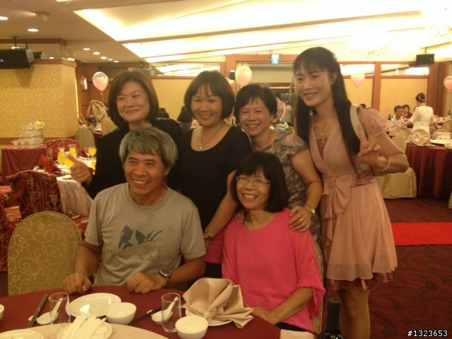 1020720 武康帥哥娶嬌妻 阿國大哥得佳媳 八方好友聚一堂 同賀新人沾喜氣