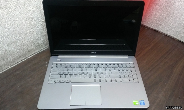 DELL 15"HR" 7000 !! 垃圾桶撿的!