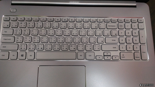 DELL 15"HR" 7000 !! 垃圾桶撿的!