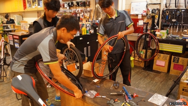 『開箱文』 美利達 RIDE CF 94 到貨囉!!! 9/8日 更新!