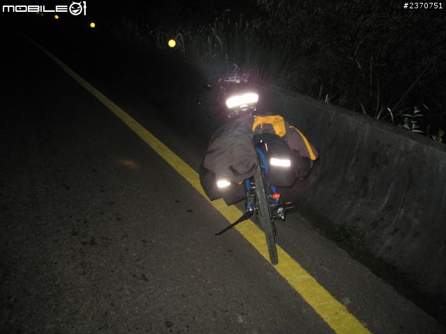 ROXIM M6 車燈開箱與測試心得