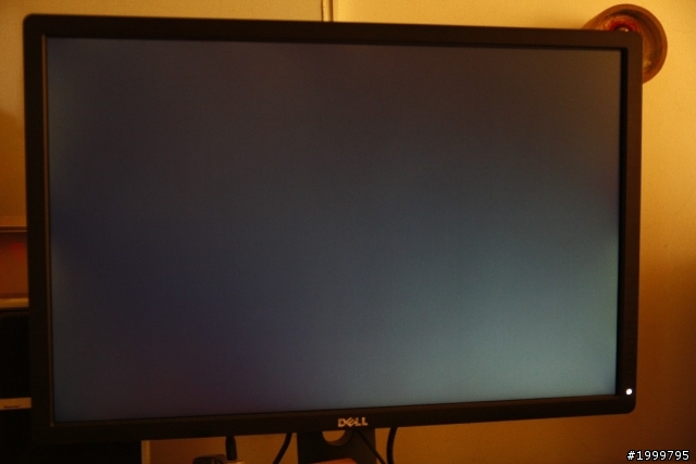 u2413小測,請各位大大幫看下這DELL U2413,需要換么?