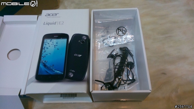 Acer Liquid E2 白色開箱!(補圖補圖!!