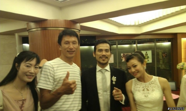 1020720 武康帥哥娶嬌妻 阿國大哥得佳媳 八方好友聚一堂 同賀新人沾喜氣
