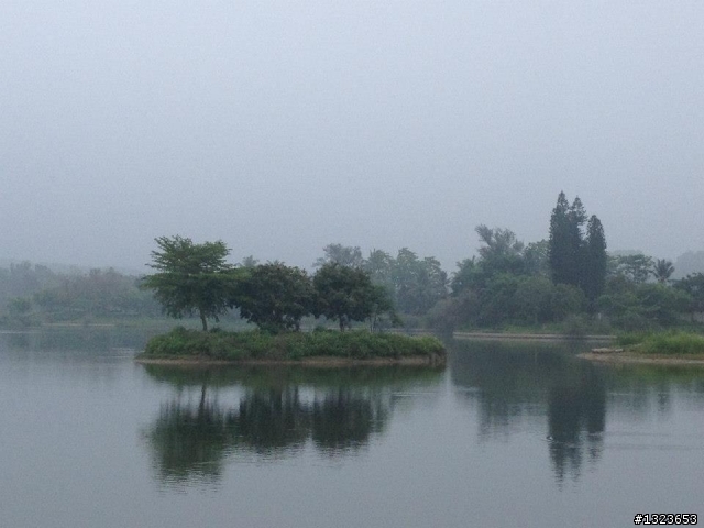1020506 清晨的虎頭埤