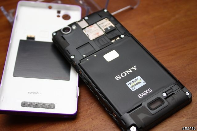 SONY Xperia M 紫色 簡單開箱