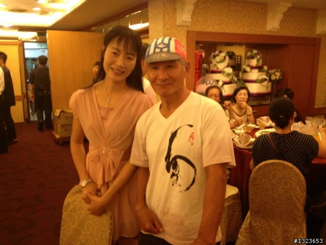 1020720 武康帥哥娶嬌妻 阿國大哥得佳媳 八方好友聚一堂 同賀新人沾喜氣
