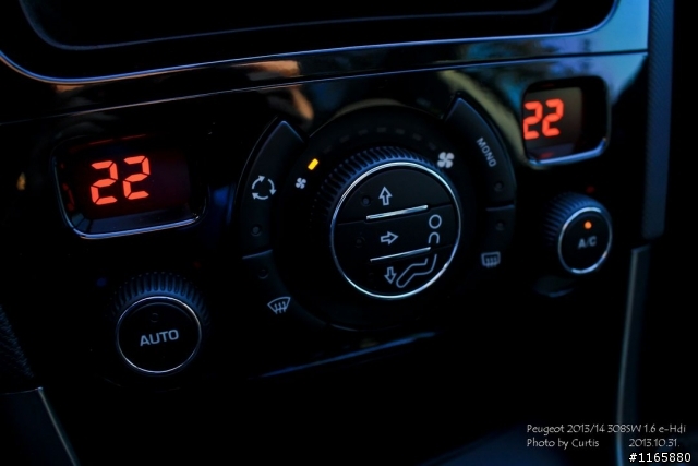 <開箱> Peugeot 308SW 1.6-ehdi