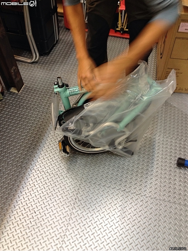 請教各位Brompton 的愛車怎樣改裝+裝扮 (更新 10/29開箱!!! 車終於到貨啦!! )