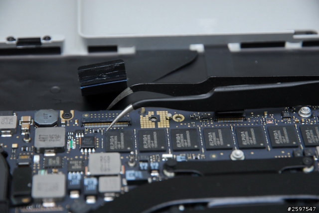 Macbook pro retina 13.3" C蓋鍵盤更換
