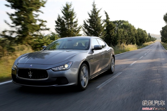 考慮BMW530dGT,或是Maserati Ghibli中