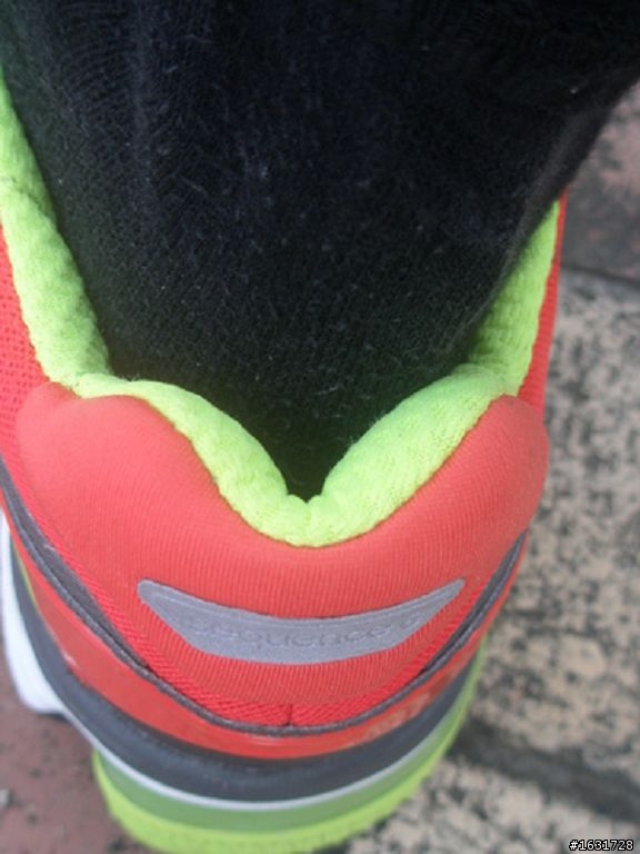 adidas supernova sequence 6 m --- 2013 台北馬拉松訓練跑鞋