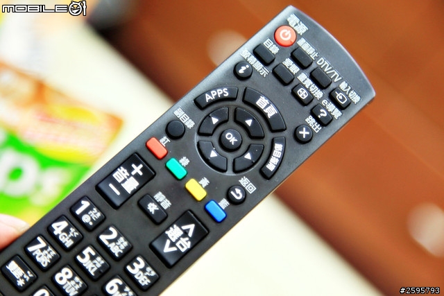 WOW有機會體驗Panasonic SMART VIERA TH-L50E6W 50吋超大尺寸數位電視 !