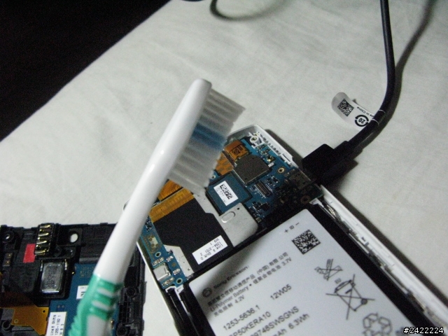 SONY XPERIA S 手機泡水維修神蹟血淚史