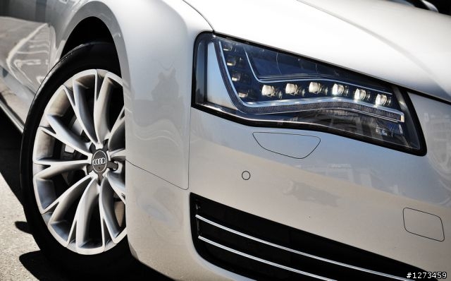 --科技旗艦-- Audi A8L 4.0T 分享