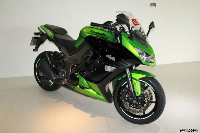 3大天王 GSX-R1000 v.s CBR1000RR v.s R1 v.s Z1000