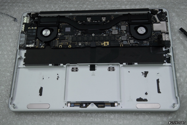 Macbook pro retina 13.3" C蓋鍵盤更換