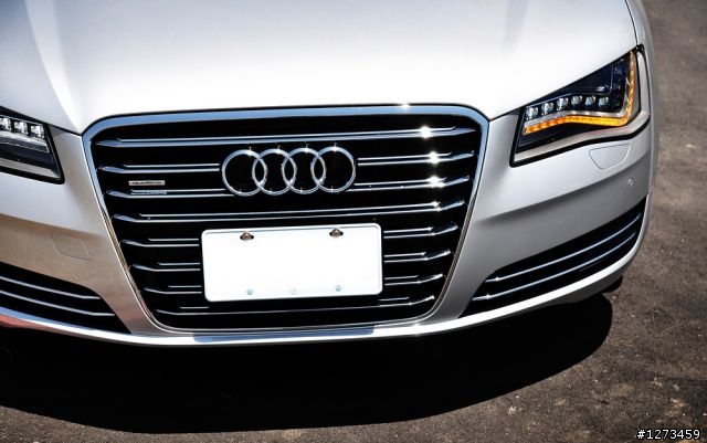 --科技旗艦-- Audi A8L 4.0T 分享