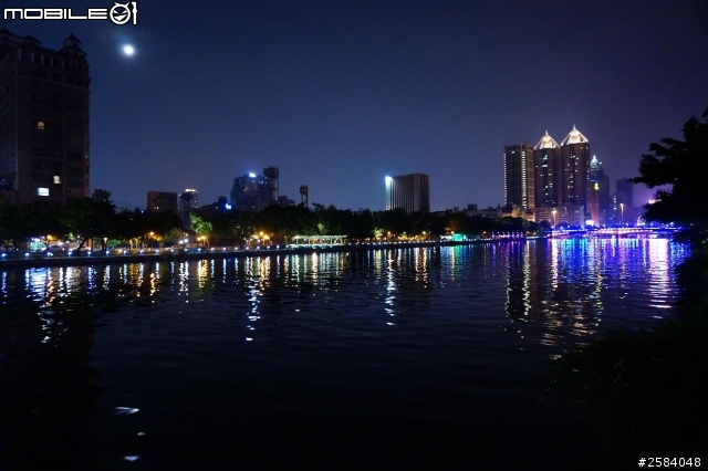 NEX-5T入手.NFC即拍即傳真方便