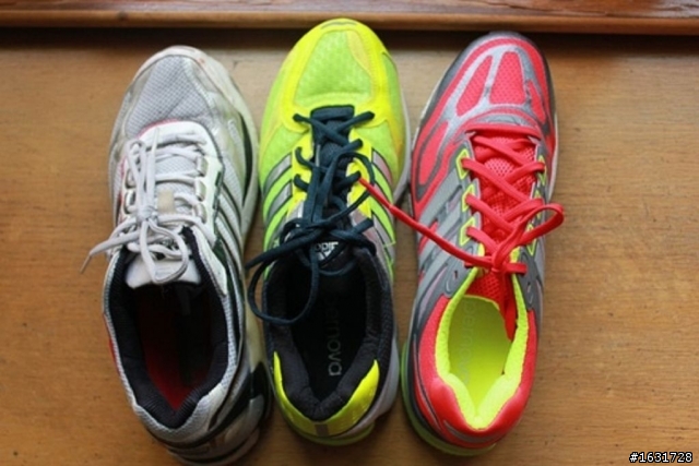 adidas supernova sequence 6 m --- 2013 台北馬拉松訓練跑鞋