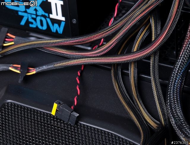 陪伴GTX770個把月的酷媽GXII 750W