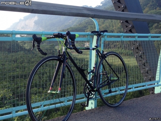 STARBIKE S980鋼管公路車車友們一起蓋大樓吧!
