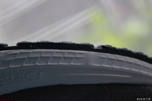 adidas supernova sequence 6 m --- 2013 台北馬拉松訓練跑鞋