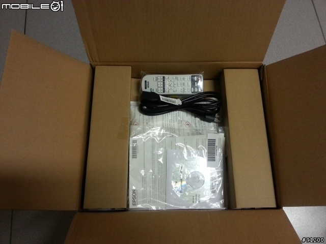 EPSON 3D高亮度劇院投影機 EH-TW550 簡易開箱文