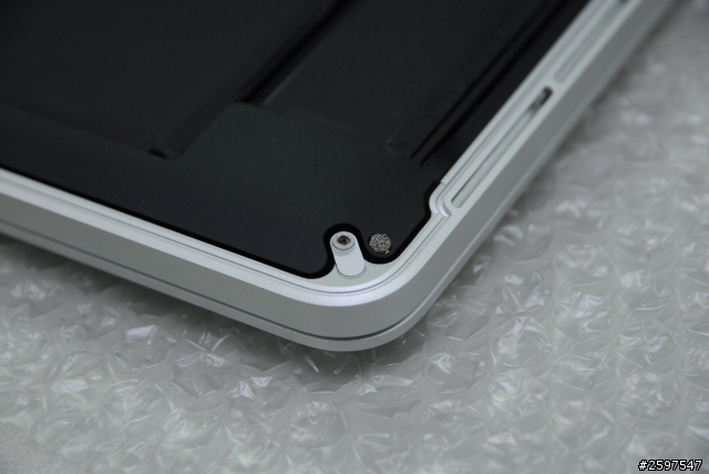 Macbook pro retina 13.3" C蓋鍵盤更換